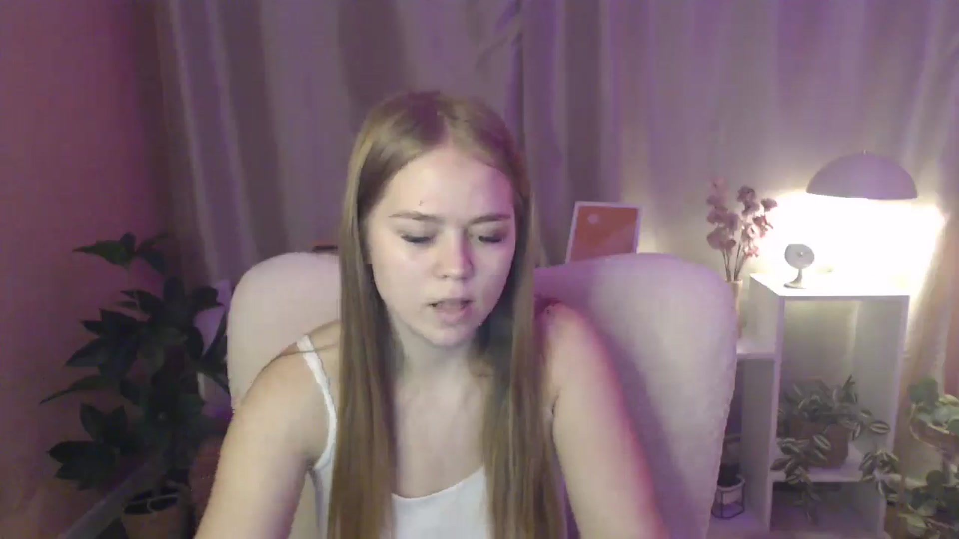 Gallery image thumbnail from PresleyPuff's myfreecams stream on, 02/01/2025, 14:17 image 4 of 20