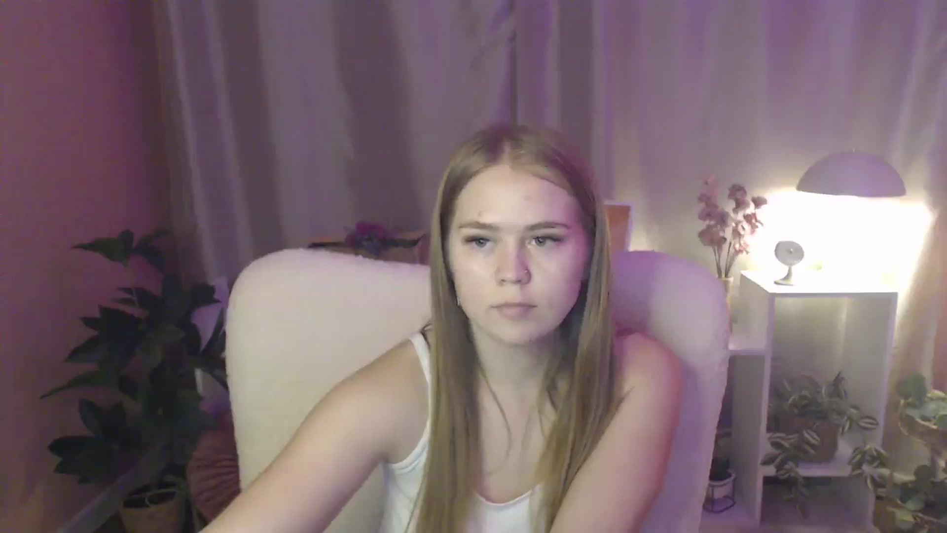 Gallery image thumbnail from PresleyPuff's myfreecams stream on, 02/01/2025, 14:17 image 11 of 20