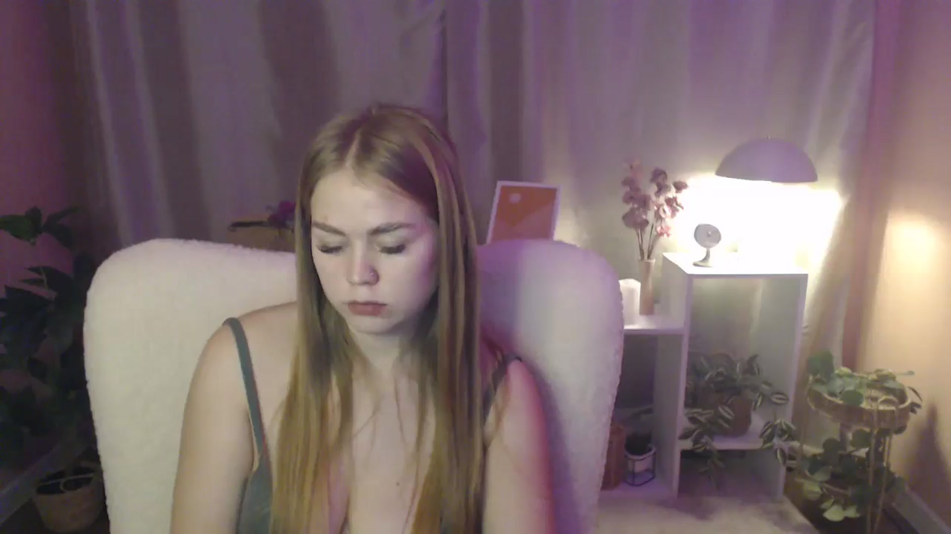 Gallery image thumbnail from PresleyPuff's myfreecams stream on, 02/02/2025, 14:52 image 8 of 20