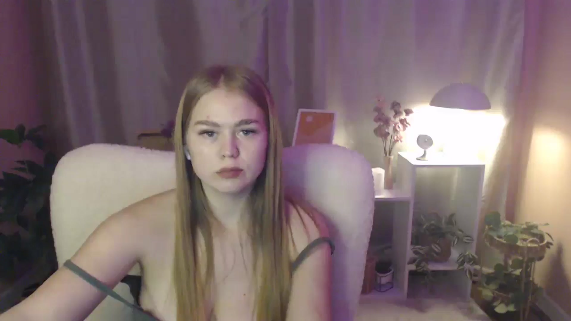 Gallery image thumbnail from PresleyPuff's myfreecams stream on, 02/02/2025, 14:52 image 9 of 20