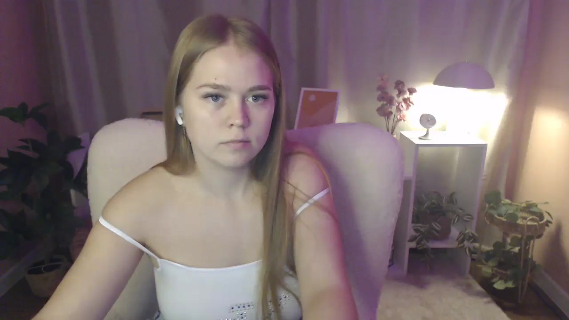 Gallery image thumbnail from PresleyPuff's myfreecams stream on, 02/03/2025, 09:37 image 3 of 20