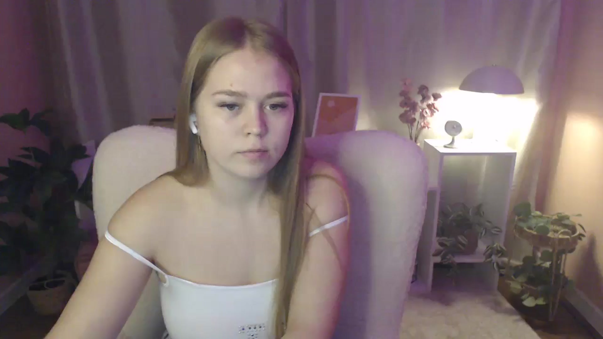 Gallery image thumbnail from PresleyPuff's myfreecams stream on, 02/03/2025, 09:37 image 5 of 20