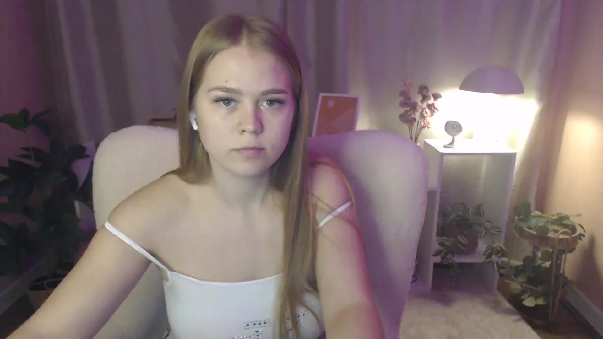 Gallery image thumbnail from PresleyPuff's myfreecams stream on, 02/03/2025, 09:37 image 2 of 20