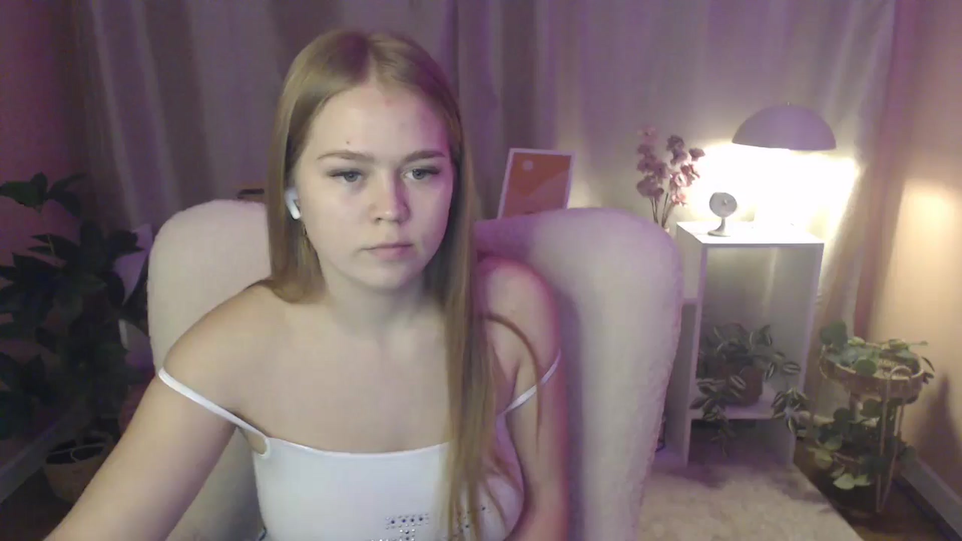 Gallery image thumbnail from PresleyPuff's myfreecams stream on, 02/03/2025, 09:37 image 8 of 20