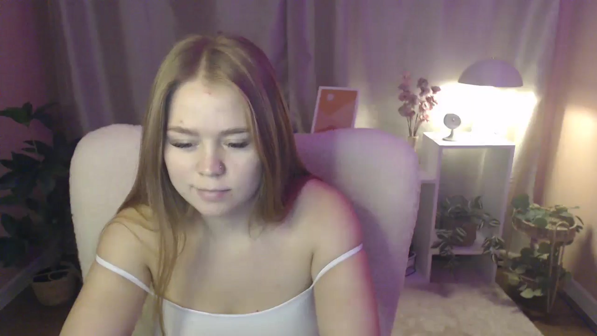 Gallery image thumbnail from PresleyPuff's myfreecams stream on, 02/03/2025, 11:34 image 2 of 20