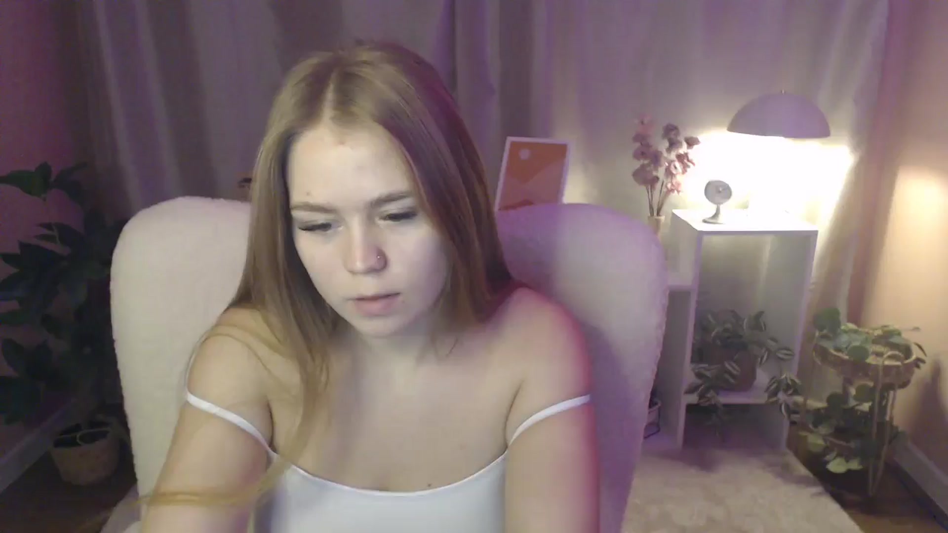 Gallery image thumbnail from PresleyPuff's myfreecams stream on, 02/03/2025, 11:34 image 1 of 20