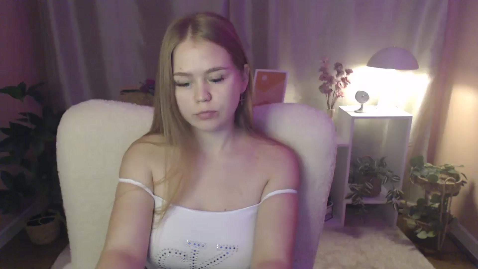 Gallery image thumbnail from PresleyPuff's myfreecams stream on, 02/03/2025, 11:34 image 13 of 20