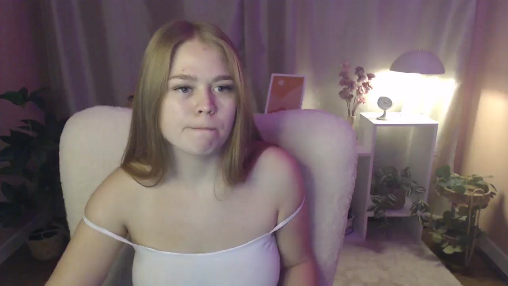 Gallery image thumbnail from PresleyPuff's myfreecams stream on, 02/03/2025, 11:34 image 6 of 20