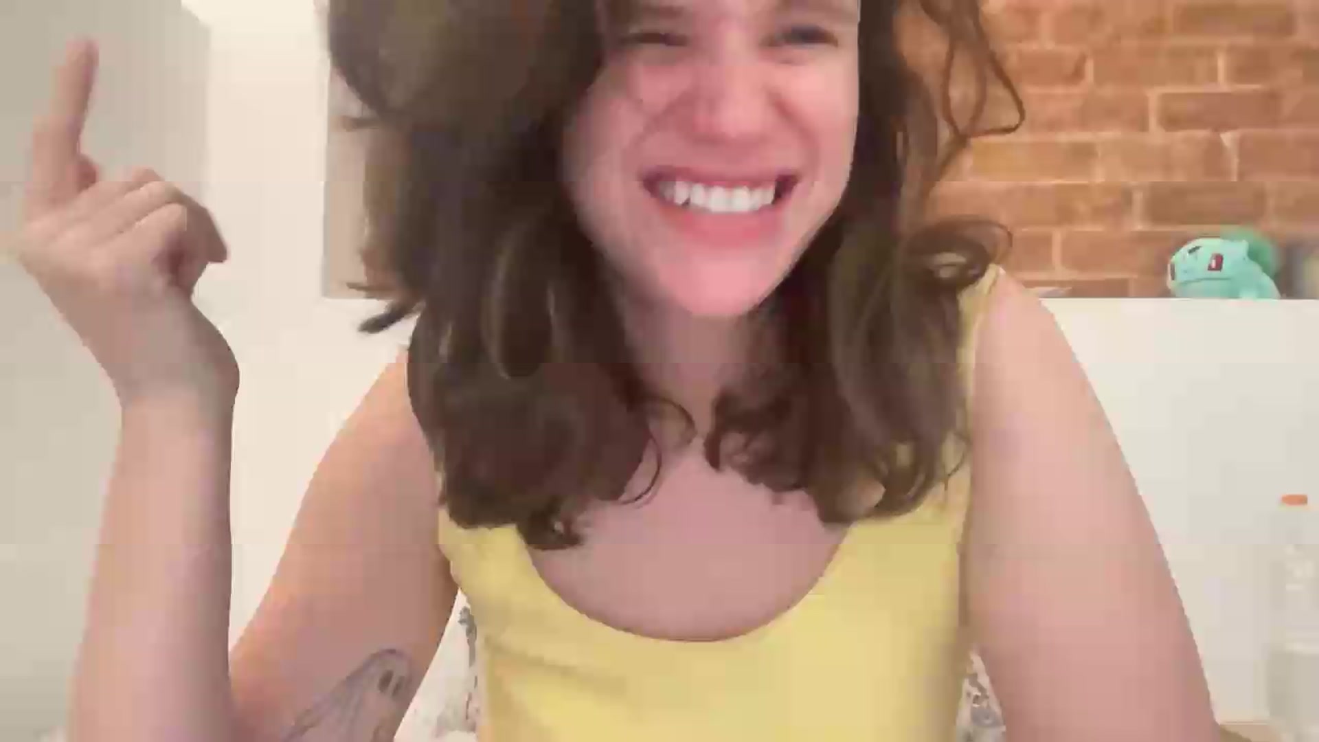 Gallery image thumbnail from PrettyAdorkable's myfreecams stream on, 08/15/2026, 12:38 image 6 of 20