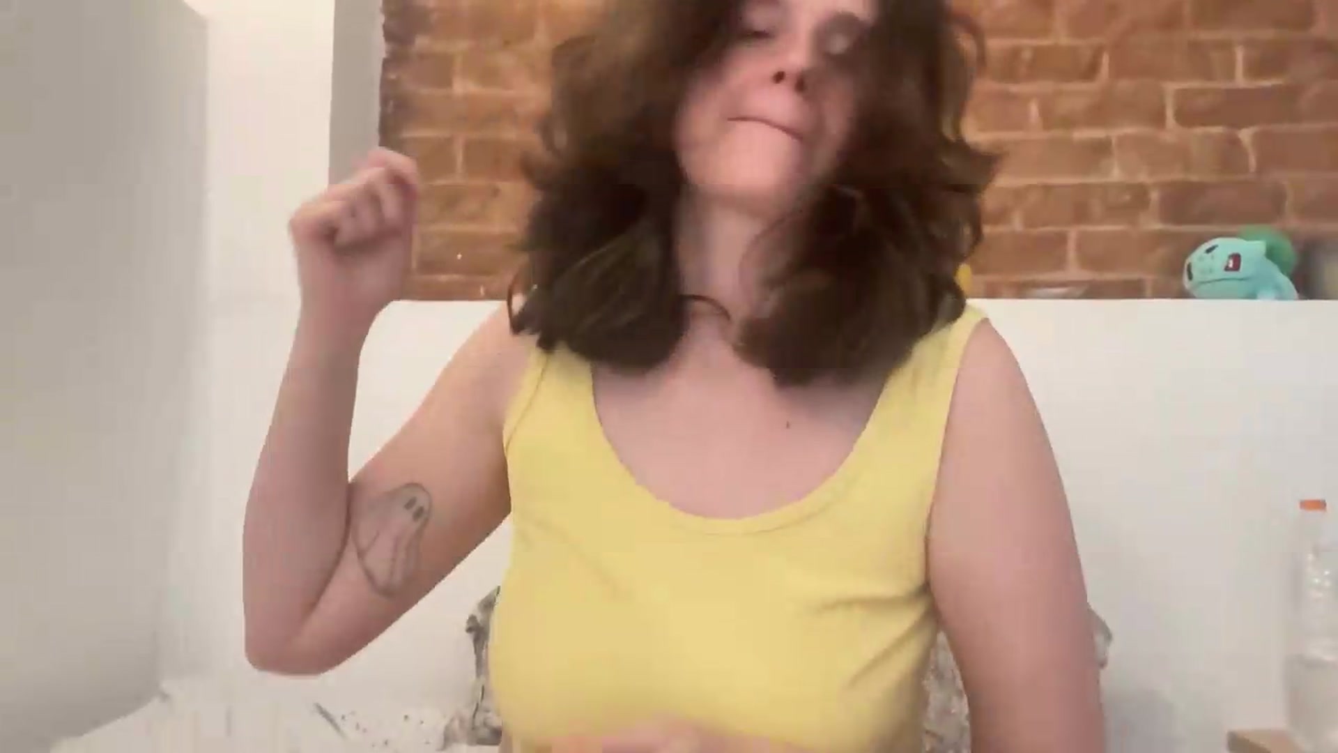 Gallery image thumbnail from PrettyAdorkable's myfreecams stream on, 08/15/2026, 12:38 image 12 of 20