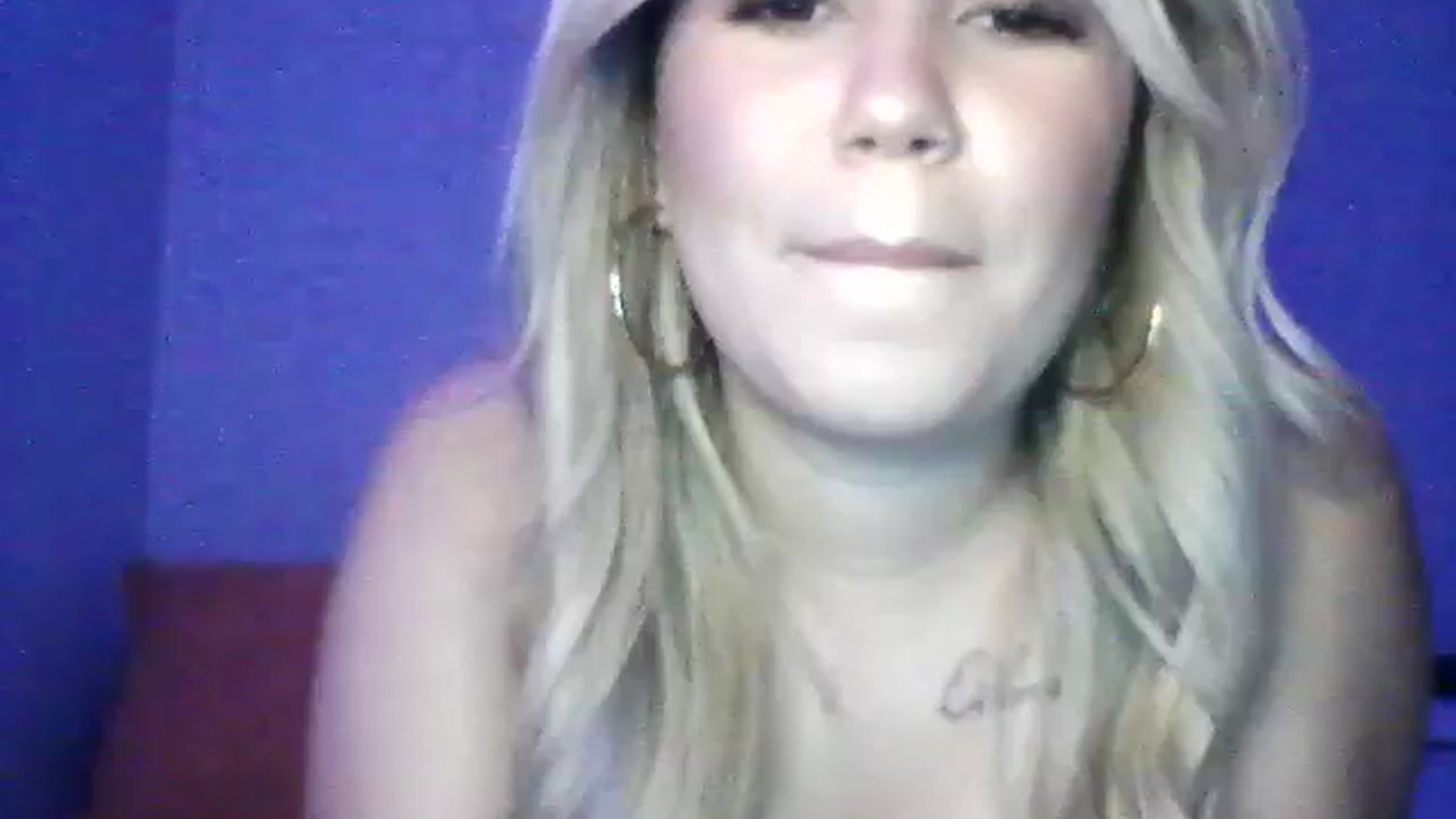 Gallery image thumbnail from PrettyBlondeP's myfreecams stream on, 07/24/2024, 05:27 image 18 of 20