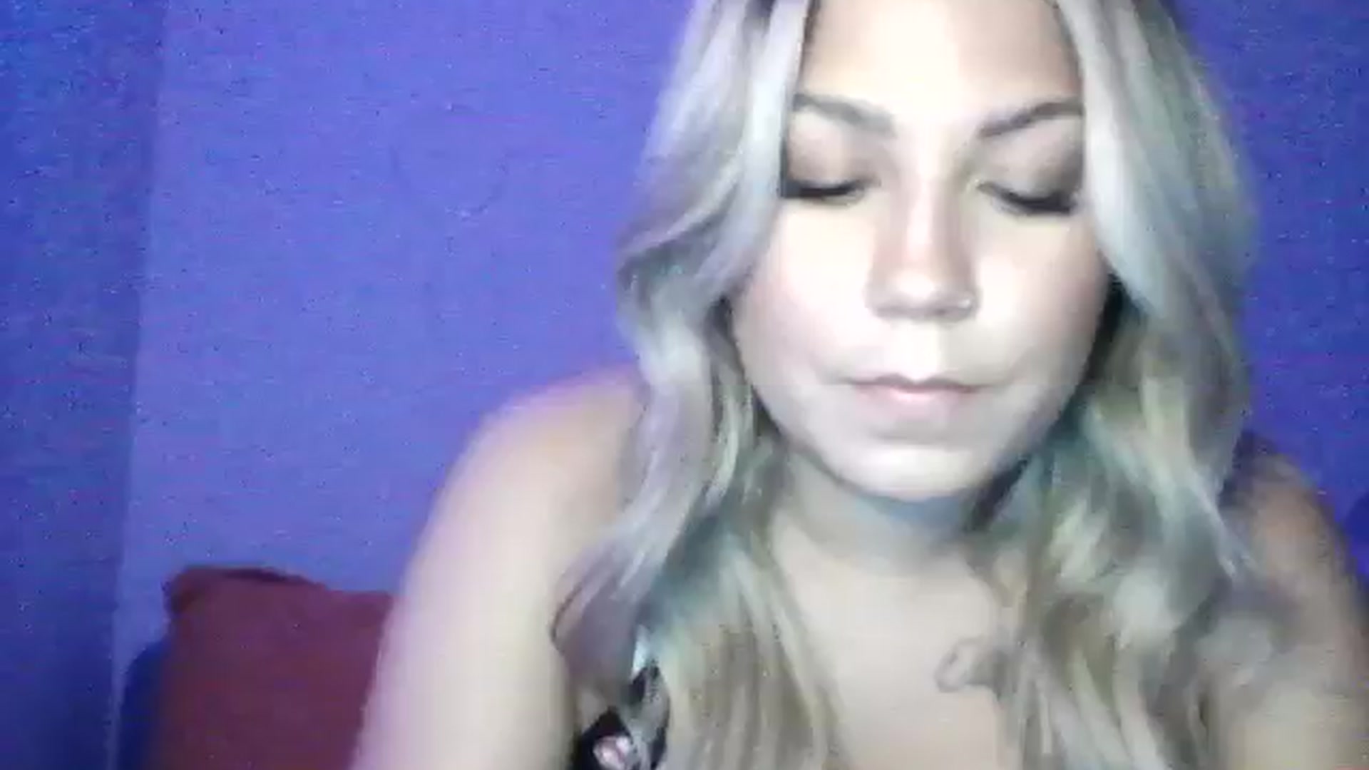 Gallery image thumbnail from PrettyBlondeP's myfreecams stream on, 07/25/2024, 05:42 image 8 of 20