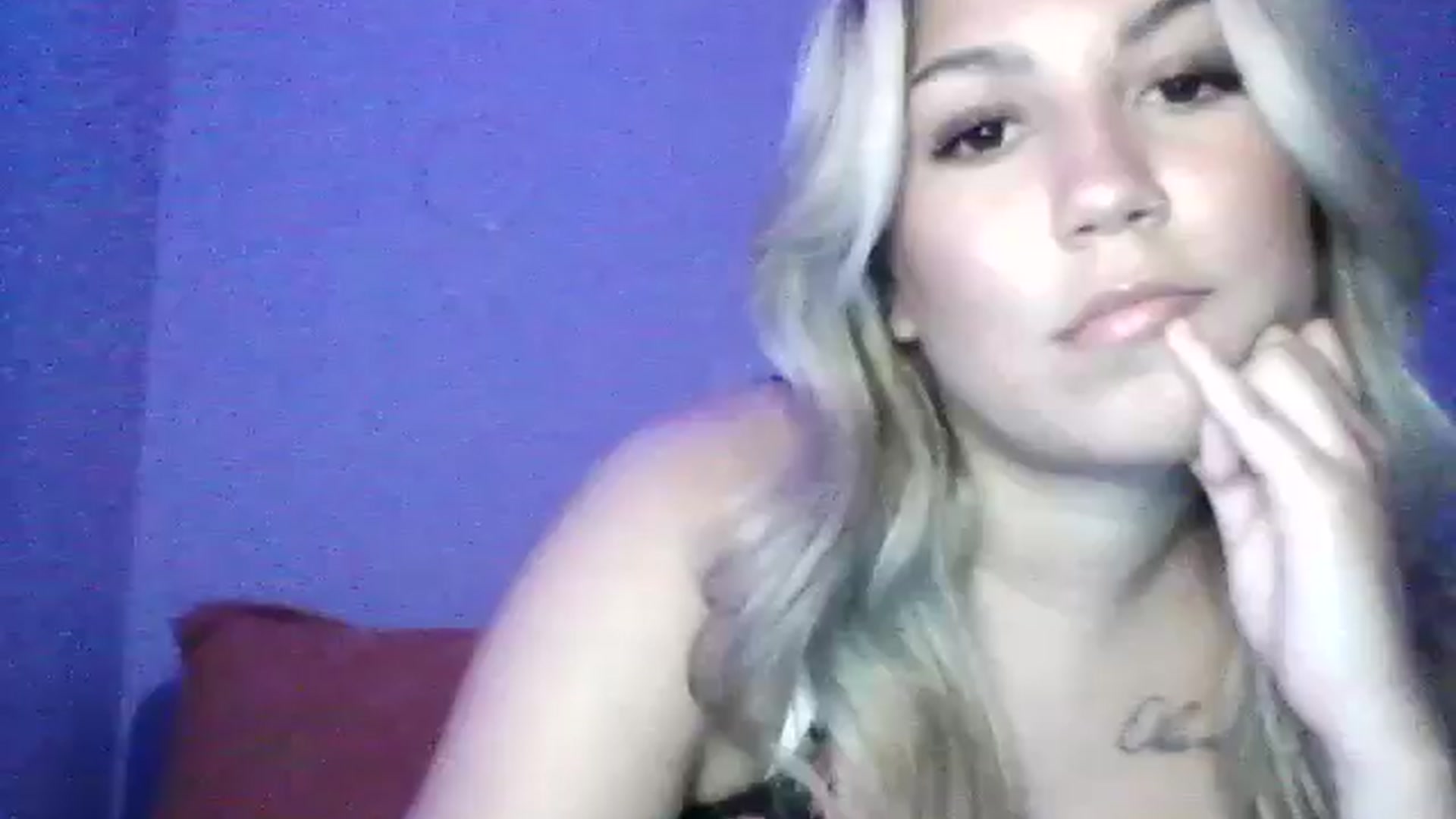 Gallery image thumbnail from PrettyBlondeP's myfreecams stream on, 07/25/2024, 05:42 image 7 of 20