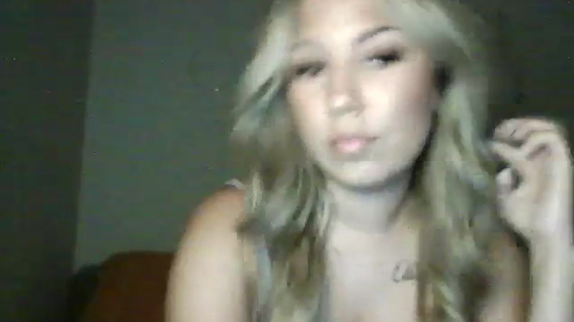 Gallery image thumbnail from PrettyBlondeP's myfreecams stream on, 07/29/2024, 05:33 image 13 of 20