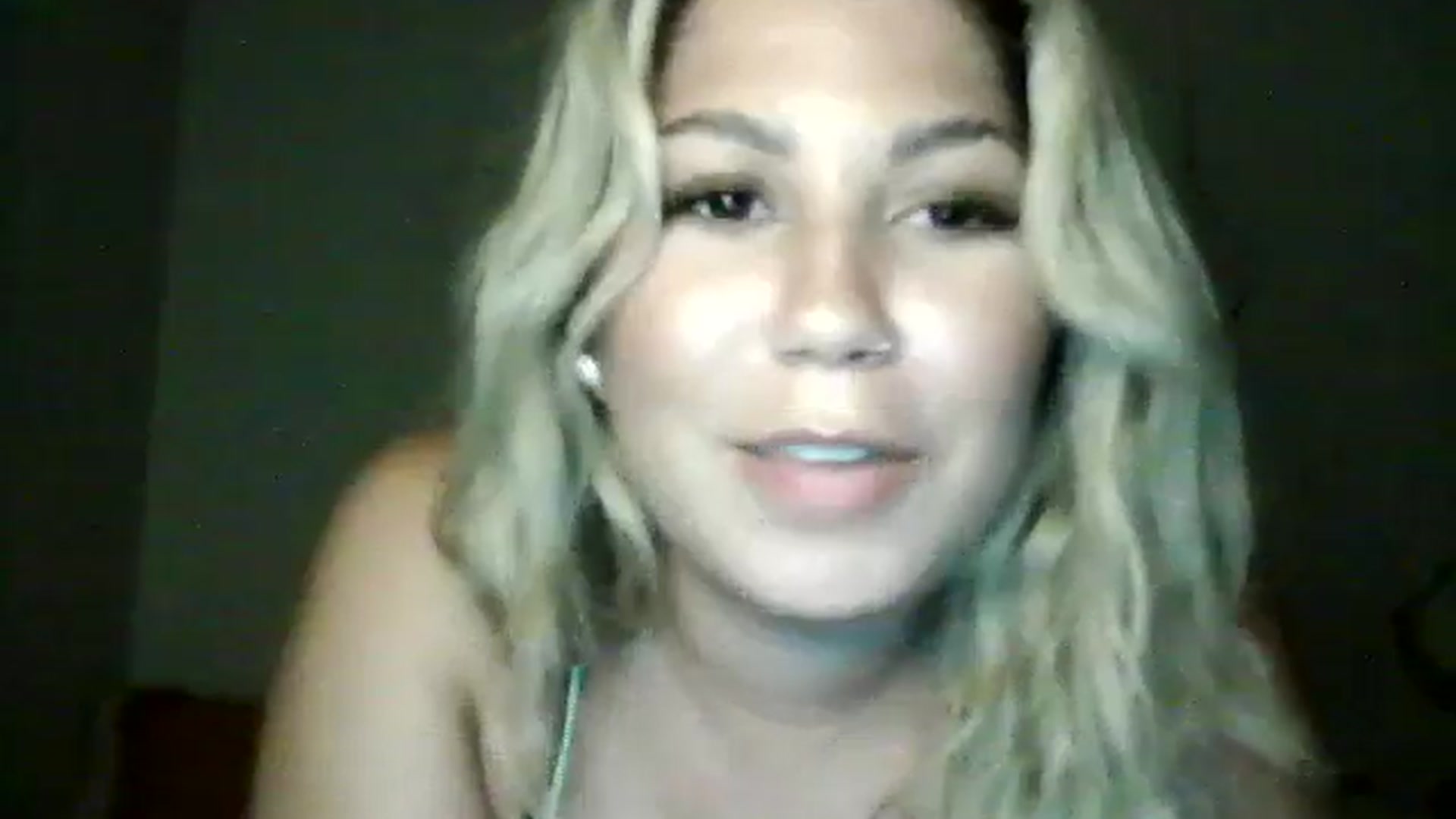 Gallery image thumbnail from PrettyBlondeP's myfreecams stream on, 08/14/2024, 07:14 image 3 of 20