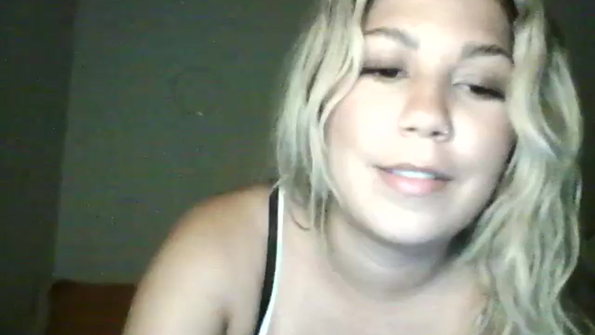 Gallery image thumbnail from PrettyBlondeP's myfreecams stream on, 08/14/2024, 07:14 image 15 of 20