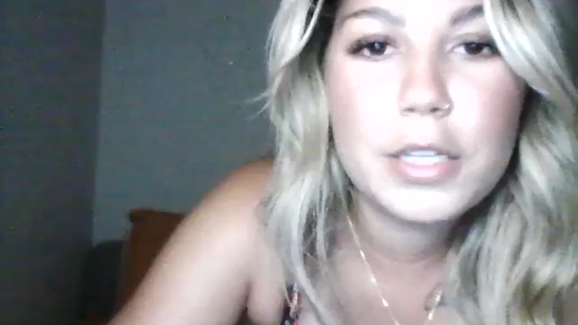 Gallery image thumbnail from PrettyBlondeP's myfreecams stream on, 08/28/2024, 06:44 image 2 of 20