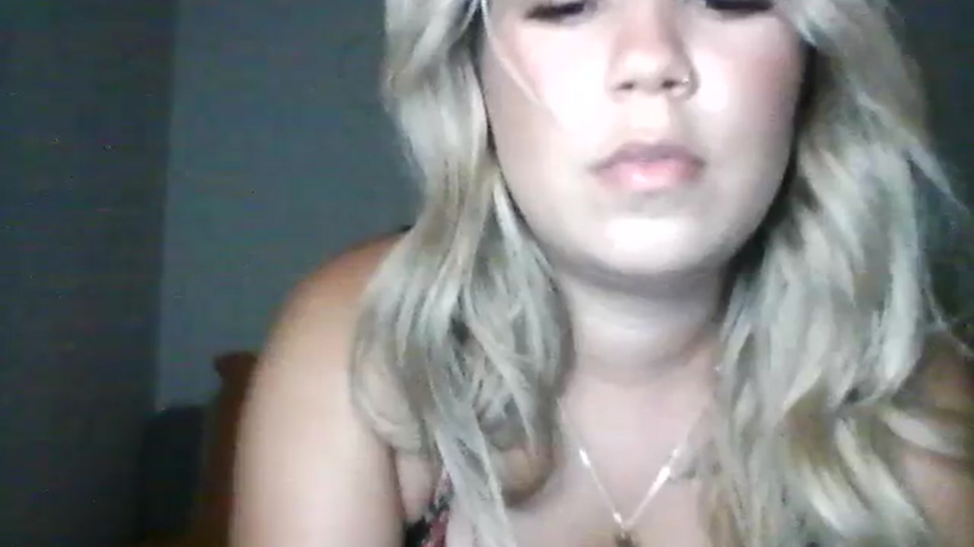 Gallery image thumbnail from PrettyBlondeP's myfreecams stream on, 08/28/2024, 07:16 image 14 of 20
