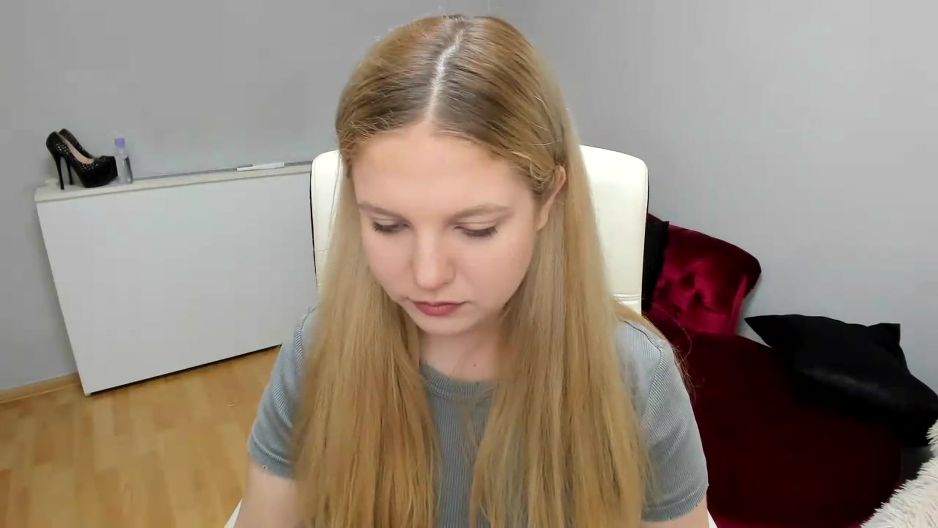 Gallery image thumbnail from PrettyKristin's myfreecams stream on, 05/30/2026, 13:49 image 2 of 20