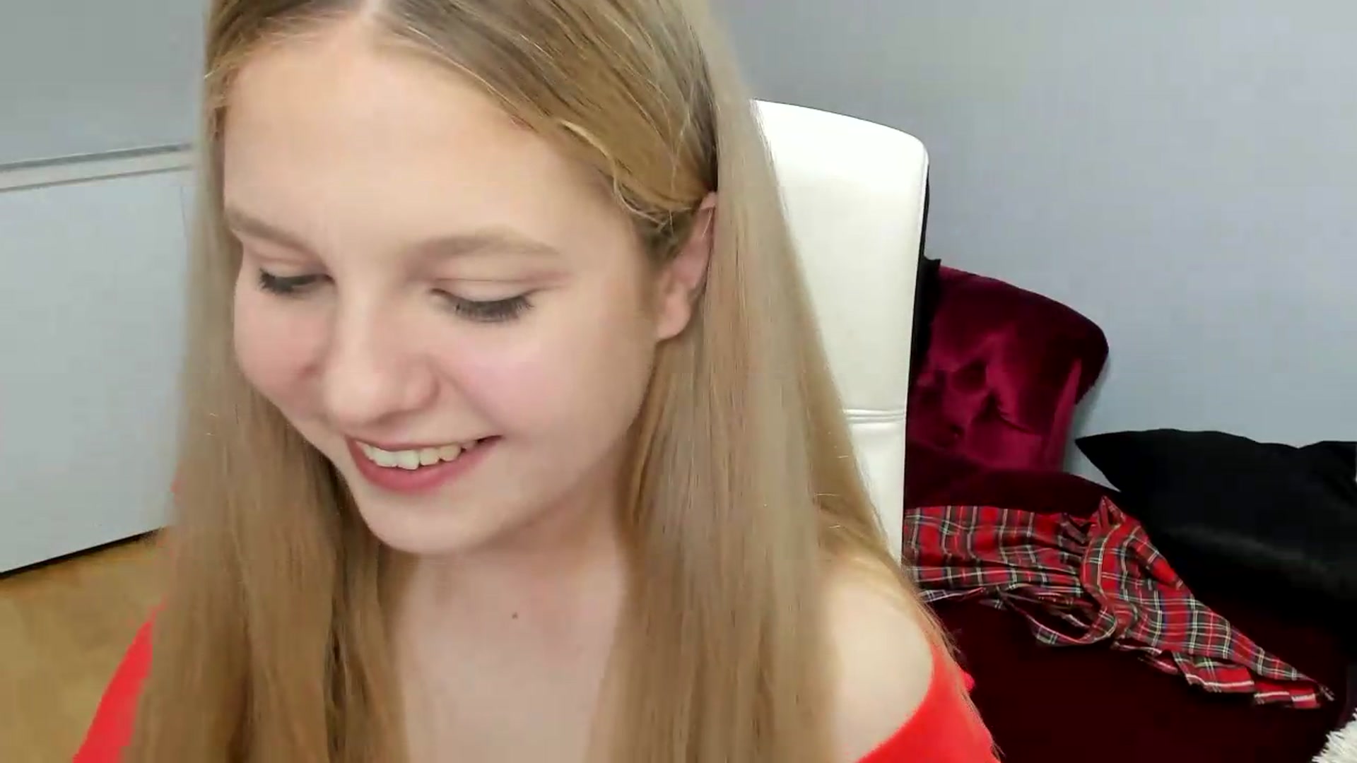 Gallery image thumbnail from PrettyKristin's myfreecams stream on, 05/30/2026, 15:37 image 9 of 20