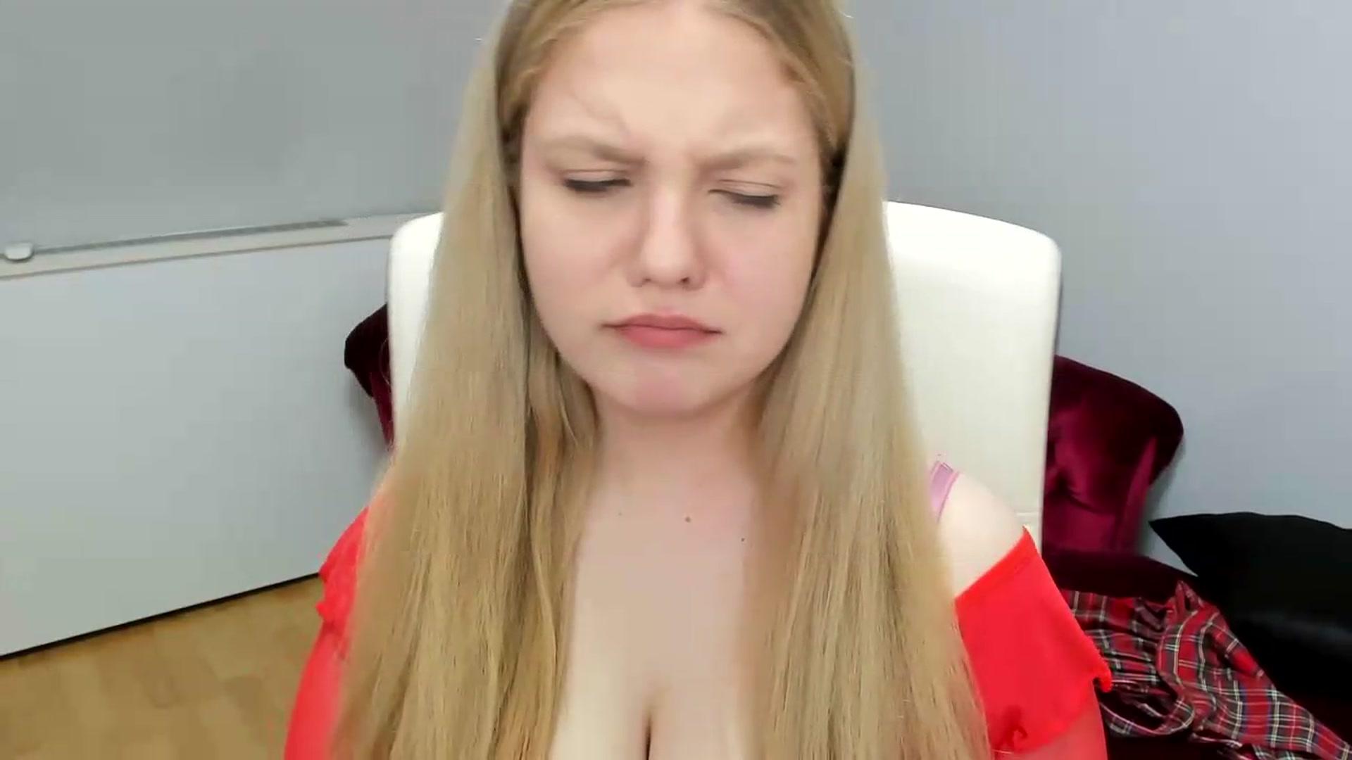 Gallery image thumbnail from PrettyKristin's myfreecams stream on, 05/30/2026, 16:24 image 2 of 20