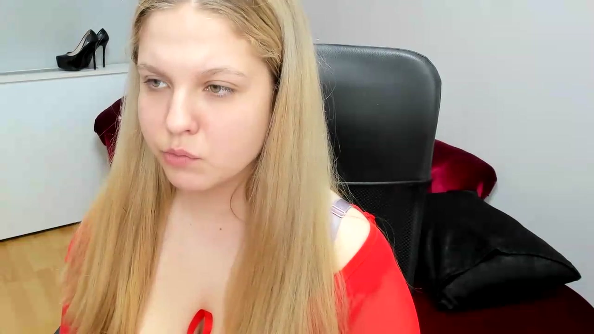 Gallery image thumbnail from PrettyKristin's myfreecams stream on, 05/31/2026, 15:41 image 8 of 20