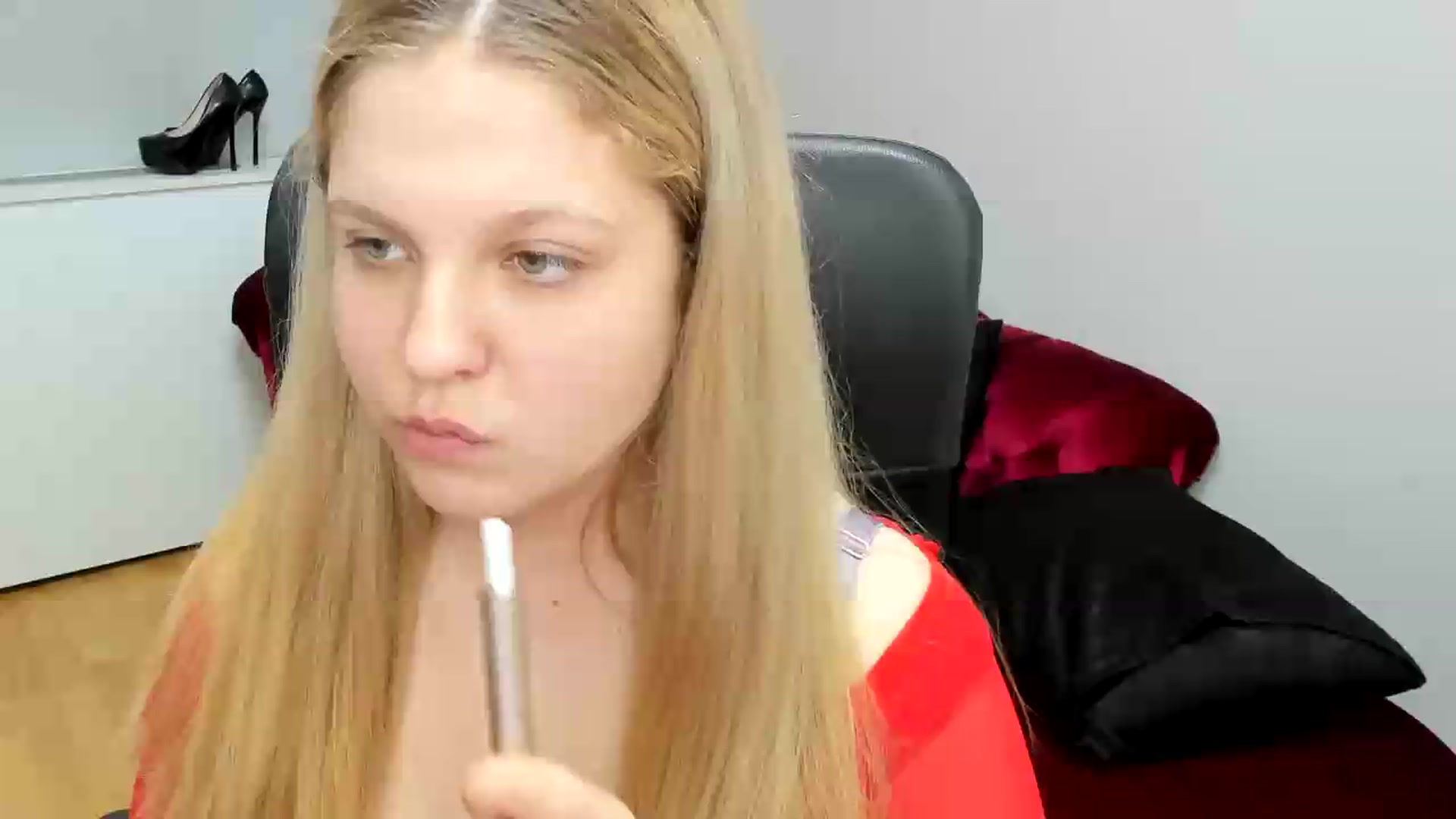 Gallery image thumbnail from PrettyKristin's myfreecams stream on, 05/31/2026, 15:41 image 9 of 20