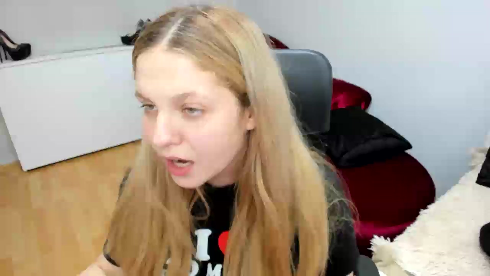 Gallery image thumbnail from PrettyKristin's myfreecams stream on, 06/01/2026, 16:09 image 19 of 20