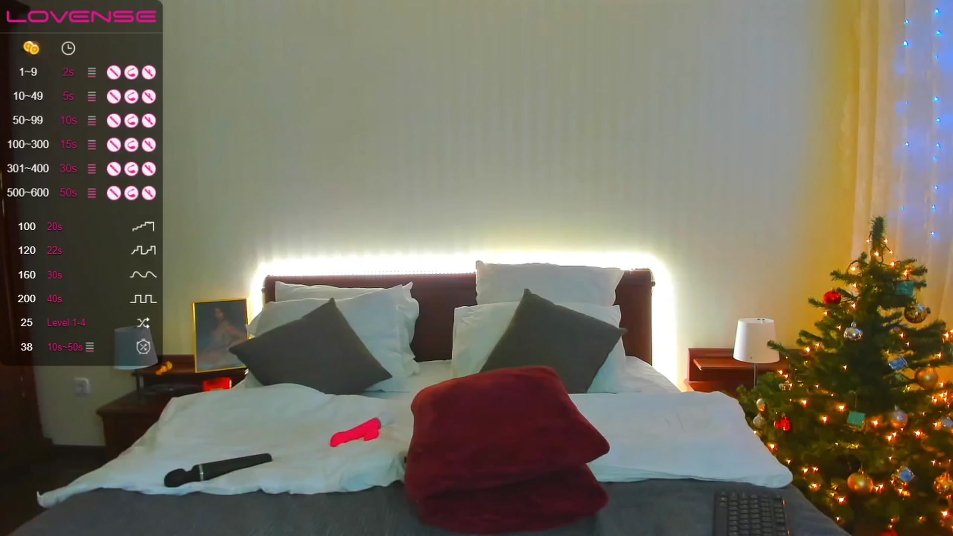 Gallery image thumbnail from PrettyMatilda's myfreecams stream on, 12/15/2022, 14:58 image 10 of 20