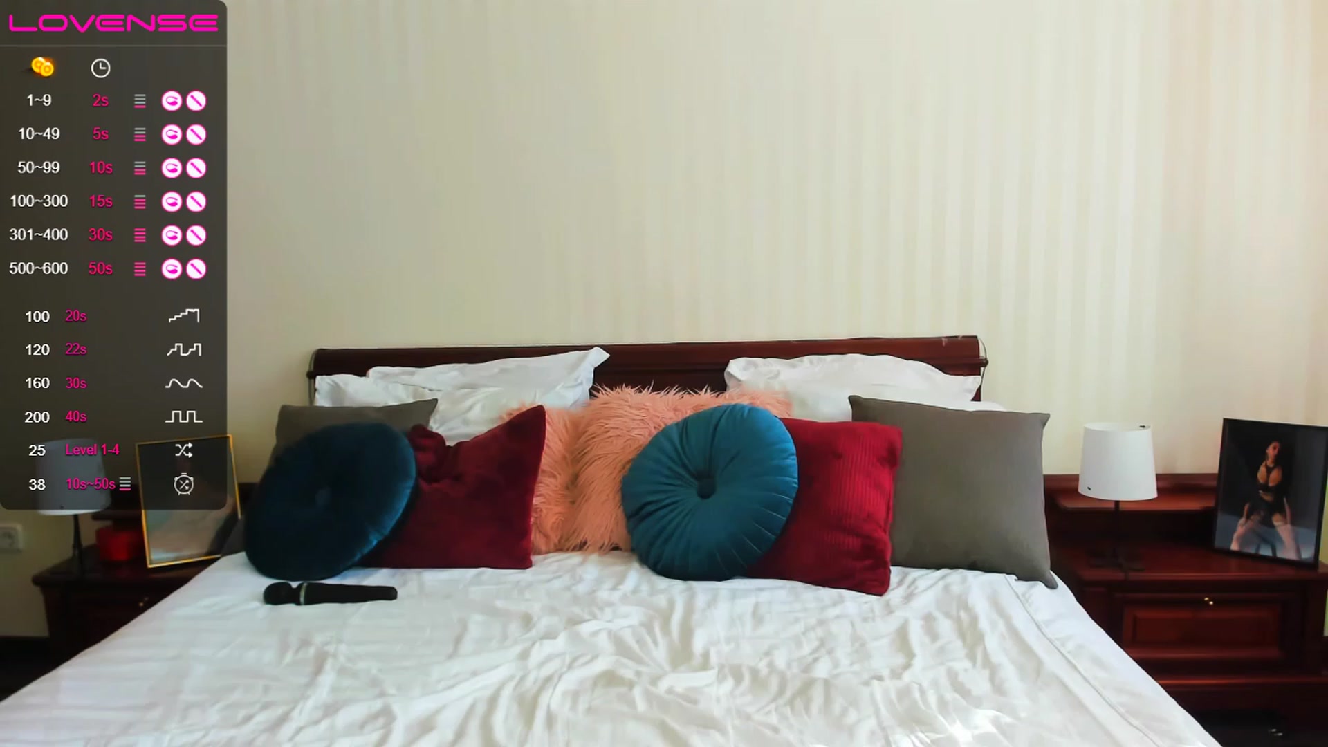 Gallery image thumbnail from PrettyMatilda's myfreecams stream on, 03/30/2023, 13:46 image 11 of 20