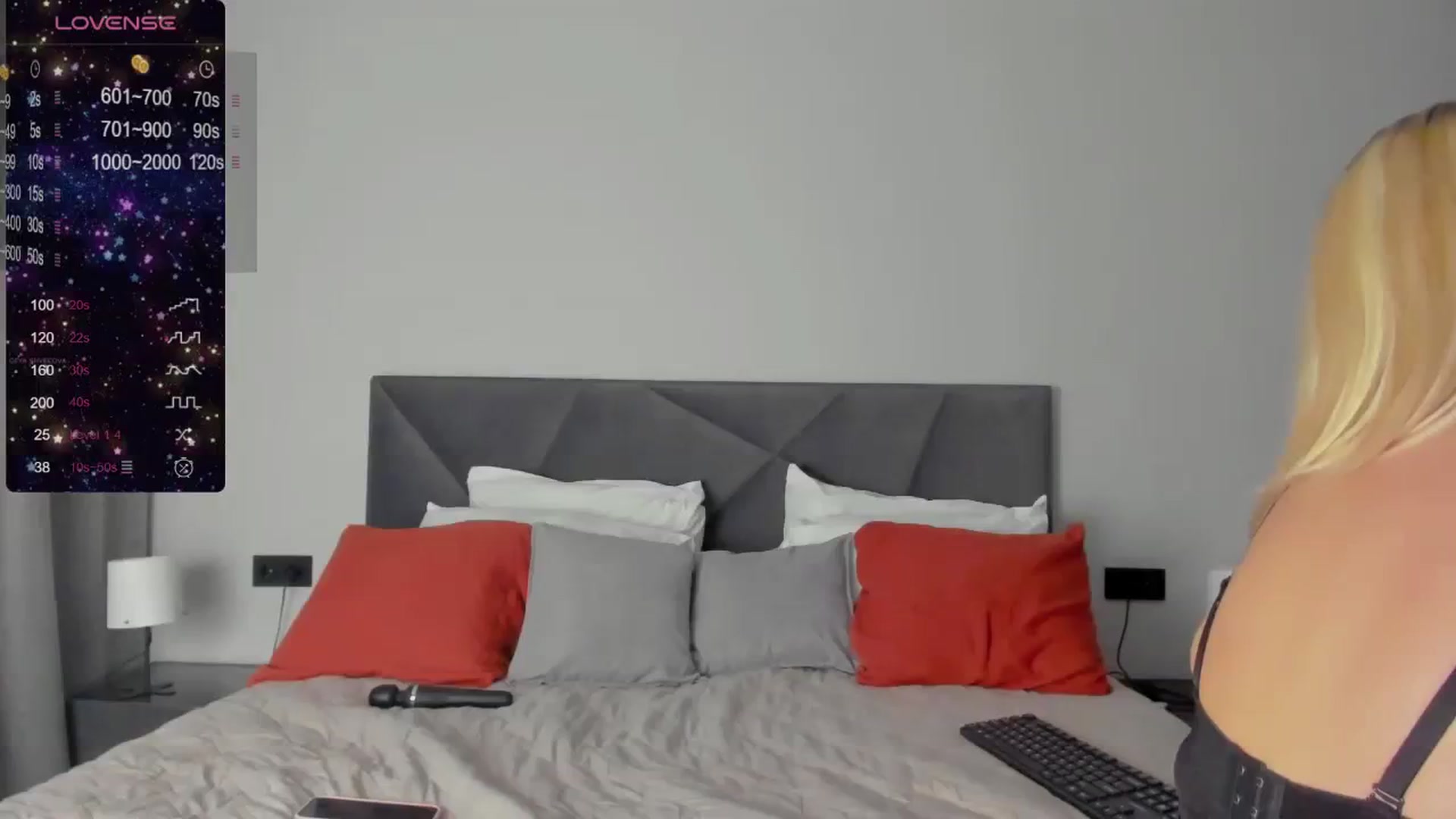 Gallery image thumbnail from PrettyMatilda's myfreecams stream on, 11/27/2023, 18:44 image 1 of 20