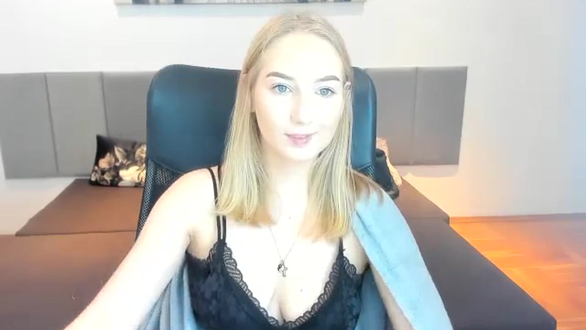 Gallery image thumbnail from PrettyMinnie1's myfreecams stream on, 11/03/2023, 15:31 image 5 of 20