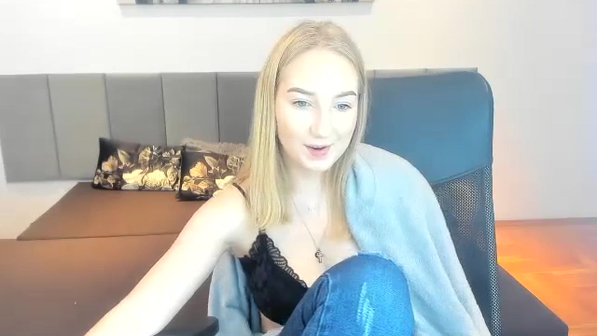 Gallery image thumbnail from PrettyMinnie1's myfreecams stream on, 11/03/2023, 15:31 image 20 of 20
