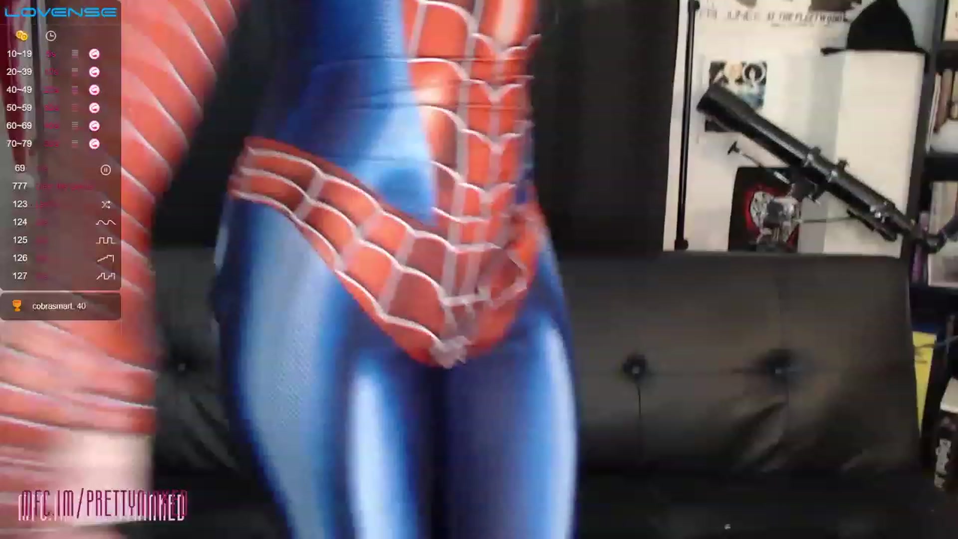 Gallery image thumbnail from PrettyNInked's myfreecams stream on, 12/20/2022, 18:23 image 16 of 20