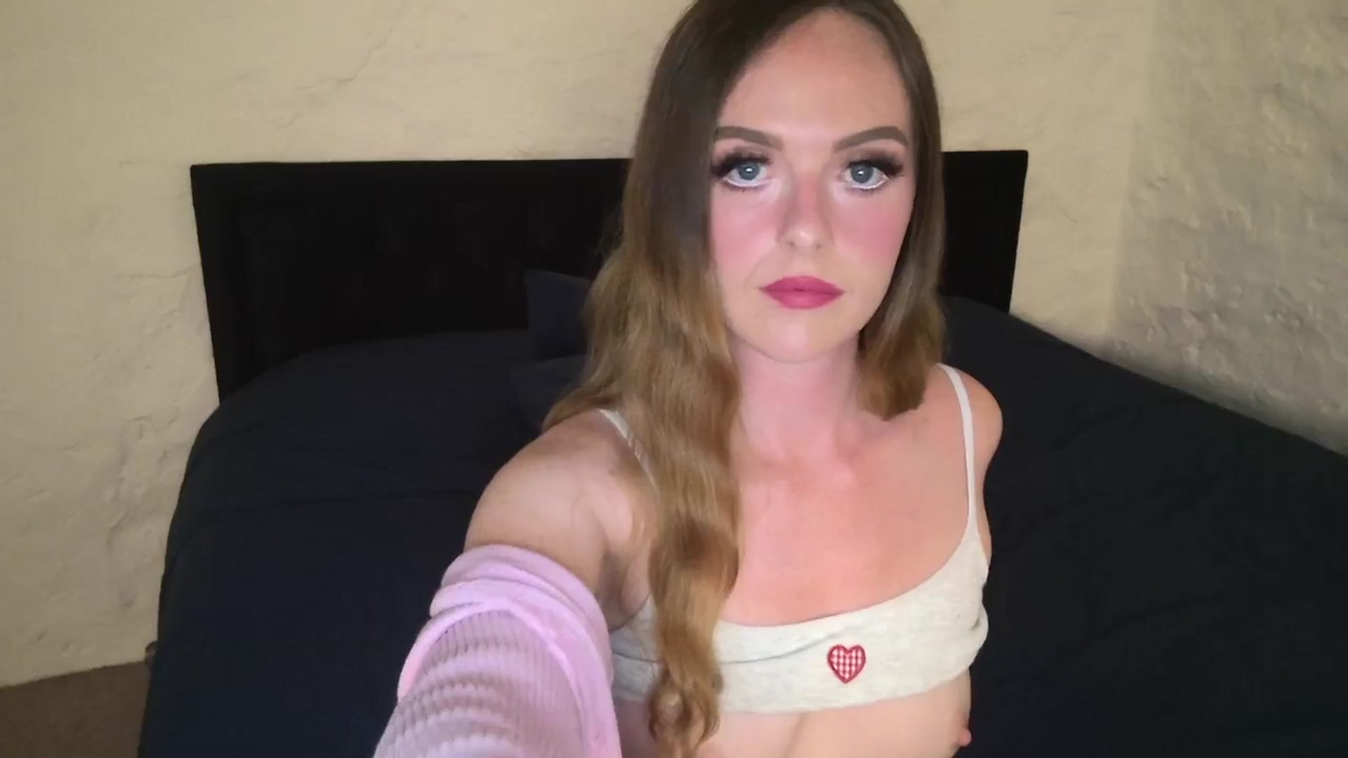 Gallery image thumbnail from PrettyPetite1's myfreecams stream on, 07/16/2025, 10:52 image 2 of 20