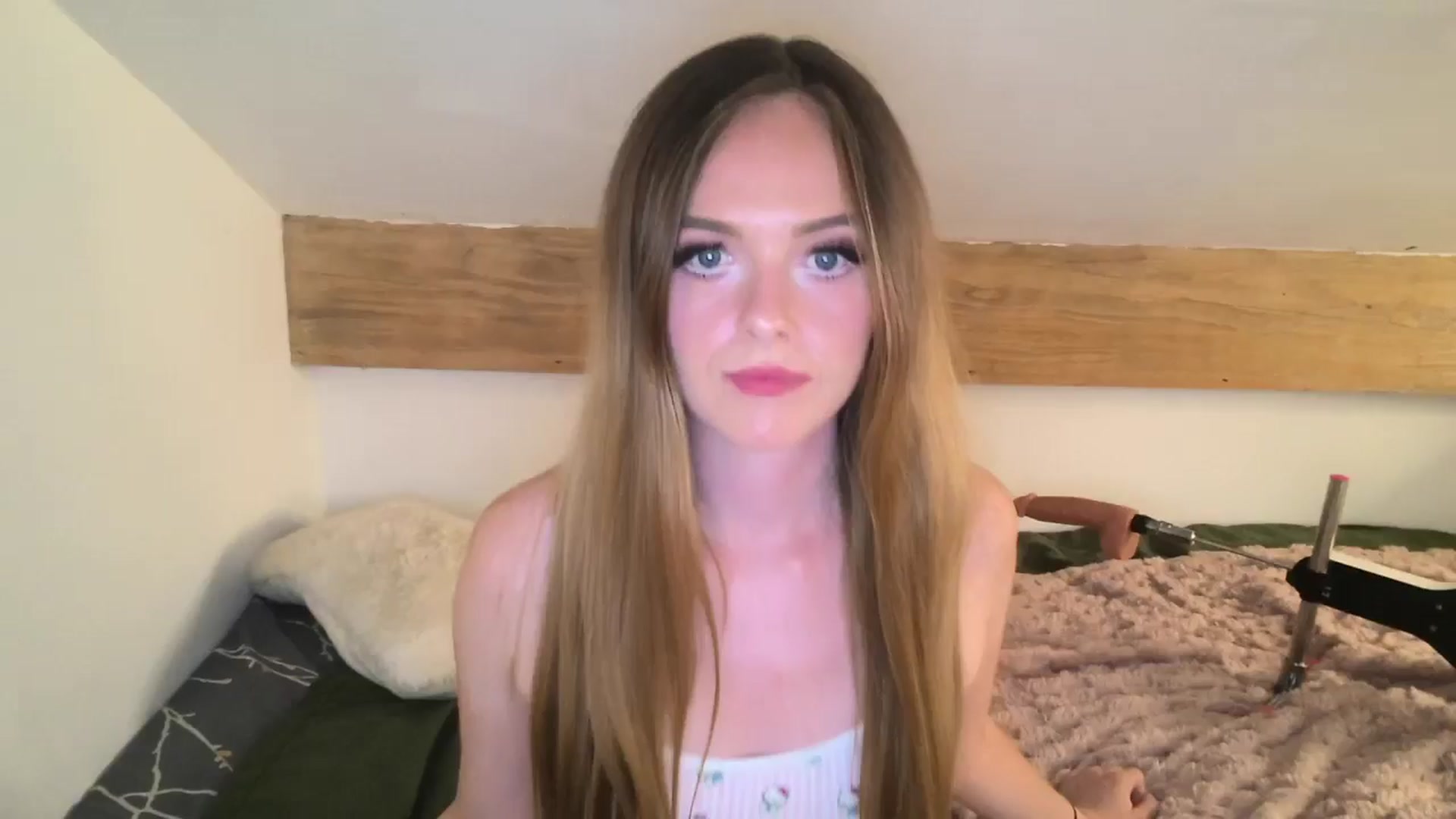 Gallery image thumbnail from PrettyPetite1's myfreecams stream on, 07/21/2025, 16:12 image 9 of 20