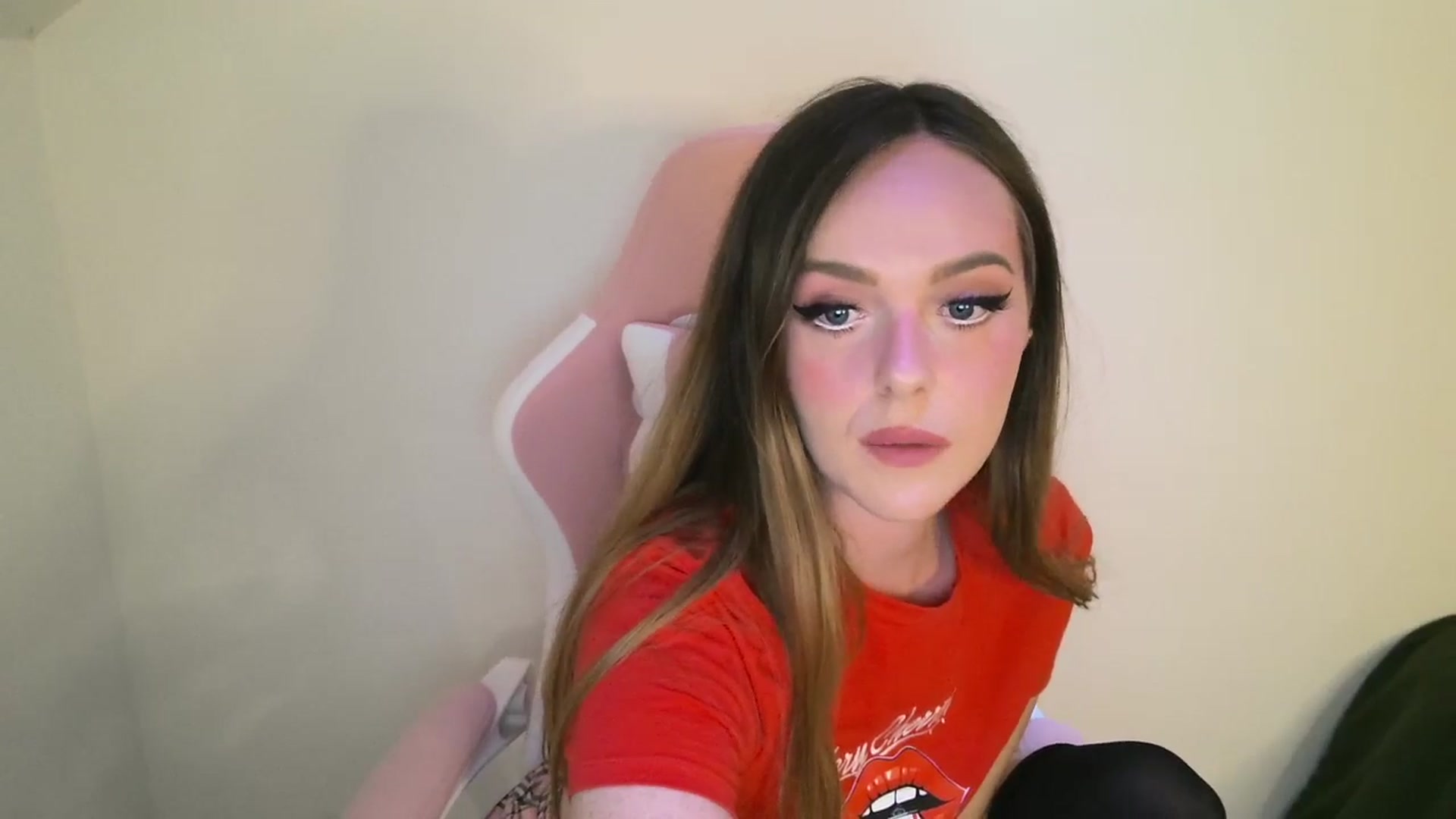 Gallery image thumbnail from PrettyPetite1's myfreecams stream on, 08/13/2025, 20:03 image 11 of 20