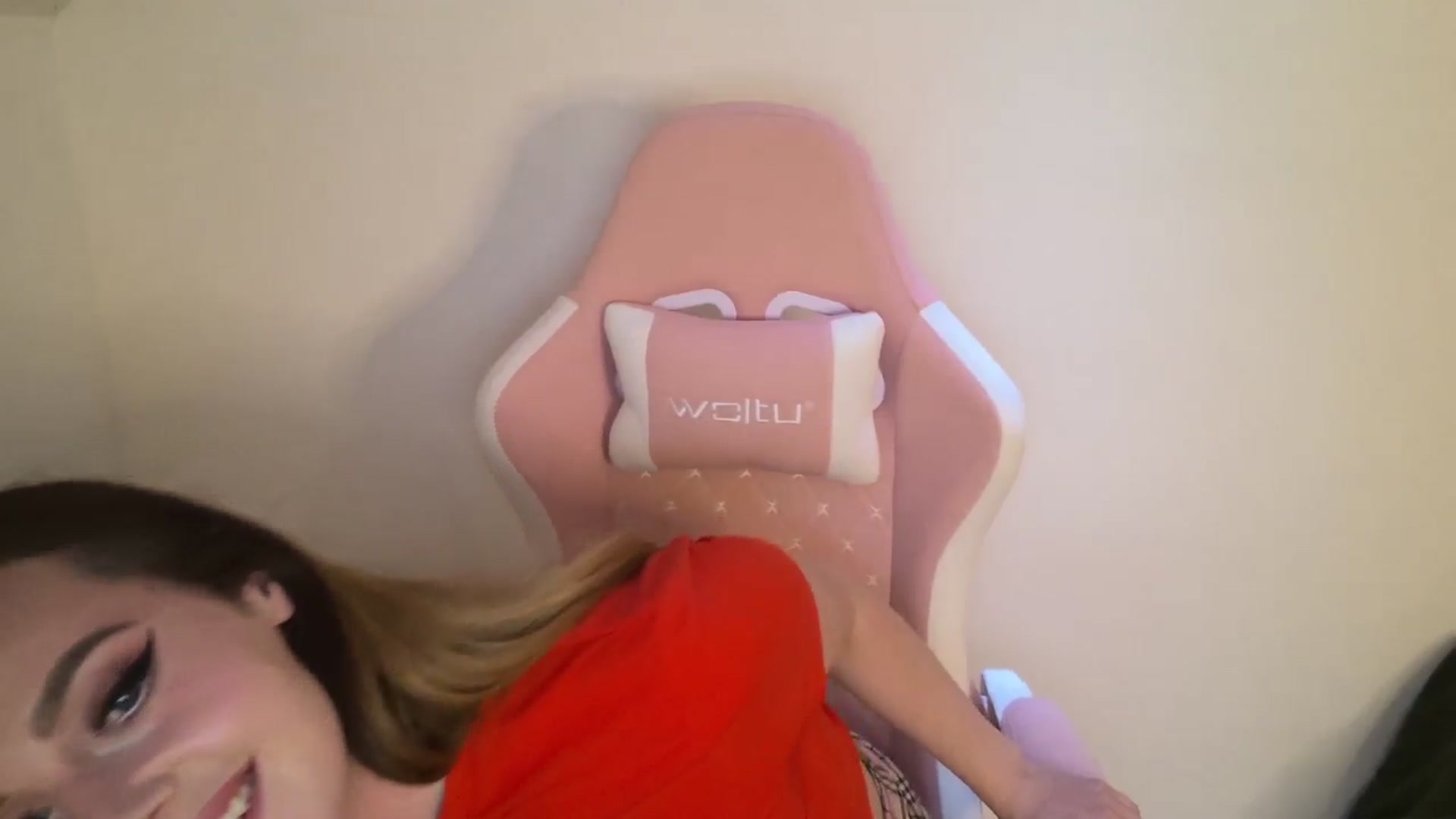 Gallery image thumbnail from PrettyPetite1's myfreecams stream on, 08/13/2025, 20:18 image 12 of 20