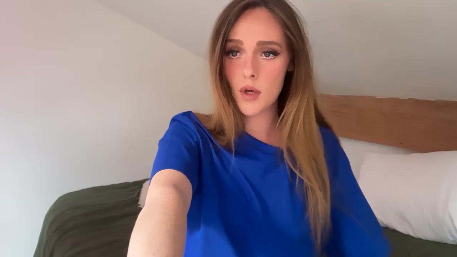 Gallery image thumbnail from PrettyPetite1's myfreecams stream on, 09/11/2025, 11:41 image 16 of 20