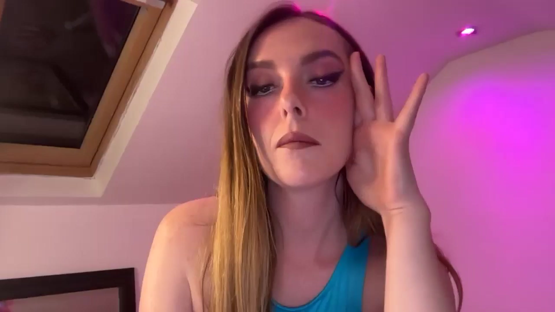 Gallery image thumbnail from PrettyPetite1's myfreecams stream on, 09/12/2025, 21:08 image 5 of 20