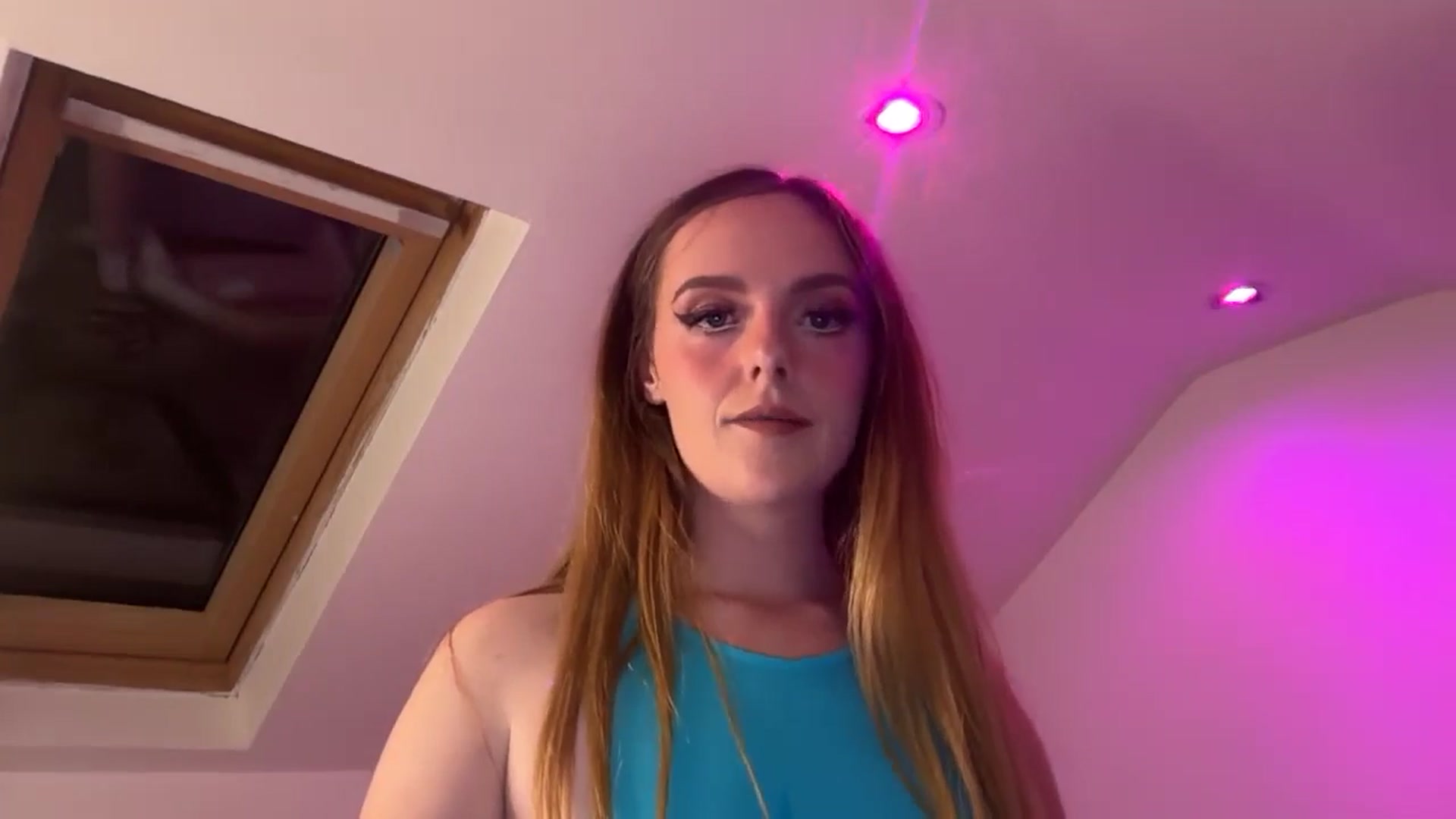 Gallery image thumbnail from PrettyPetite1's myfreecams stream on, 09/12/2025, 21:44 image 14 of 20
