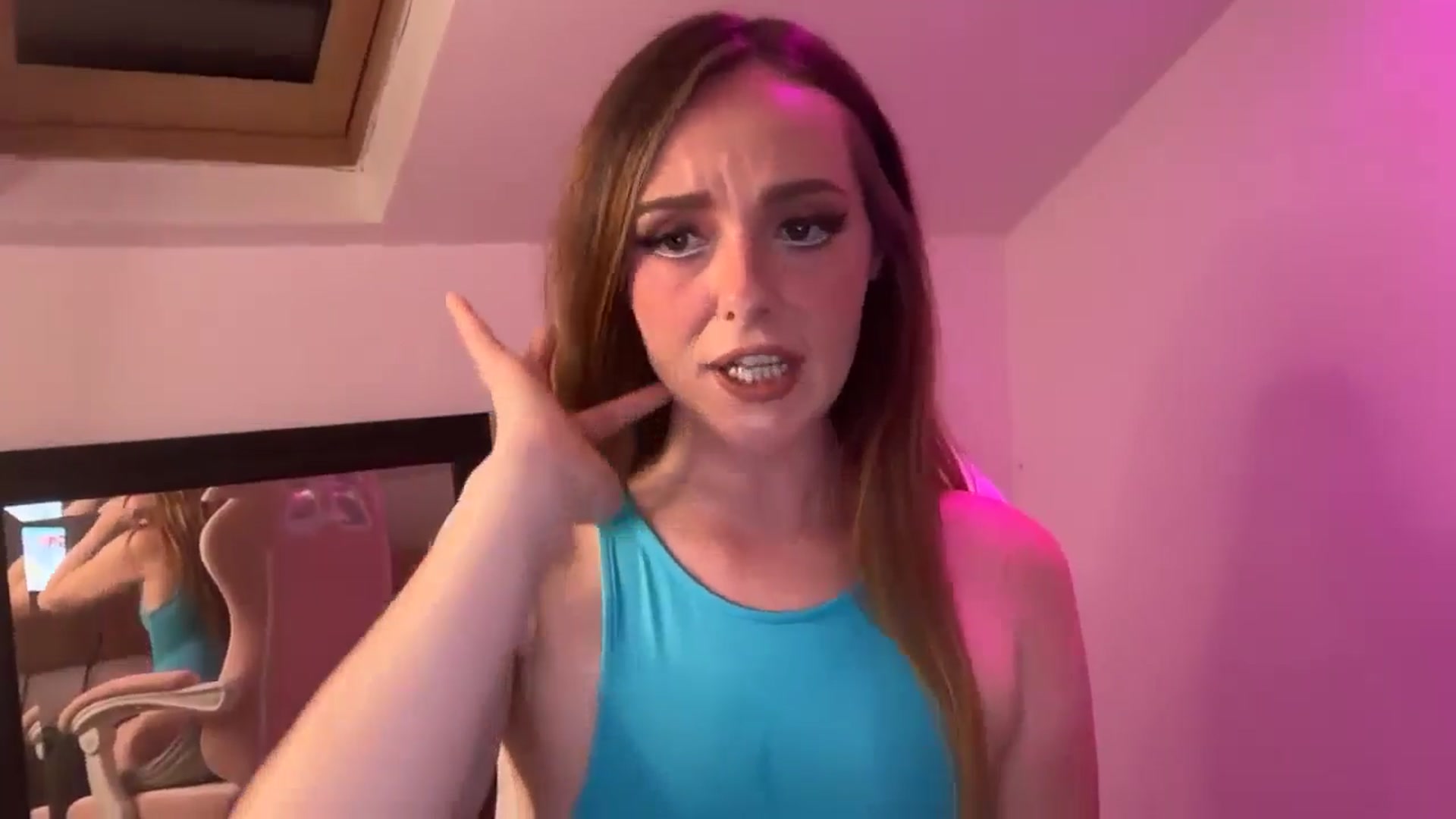 Gallery image thumbnail from PrettyPetite1's myfreecams stream on, 09/12/2025, 21:44 image 11 of 20