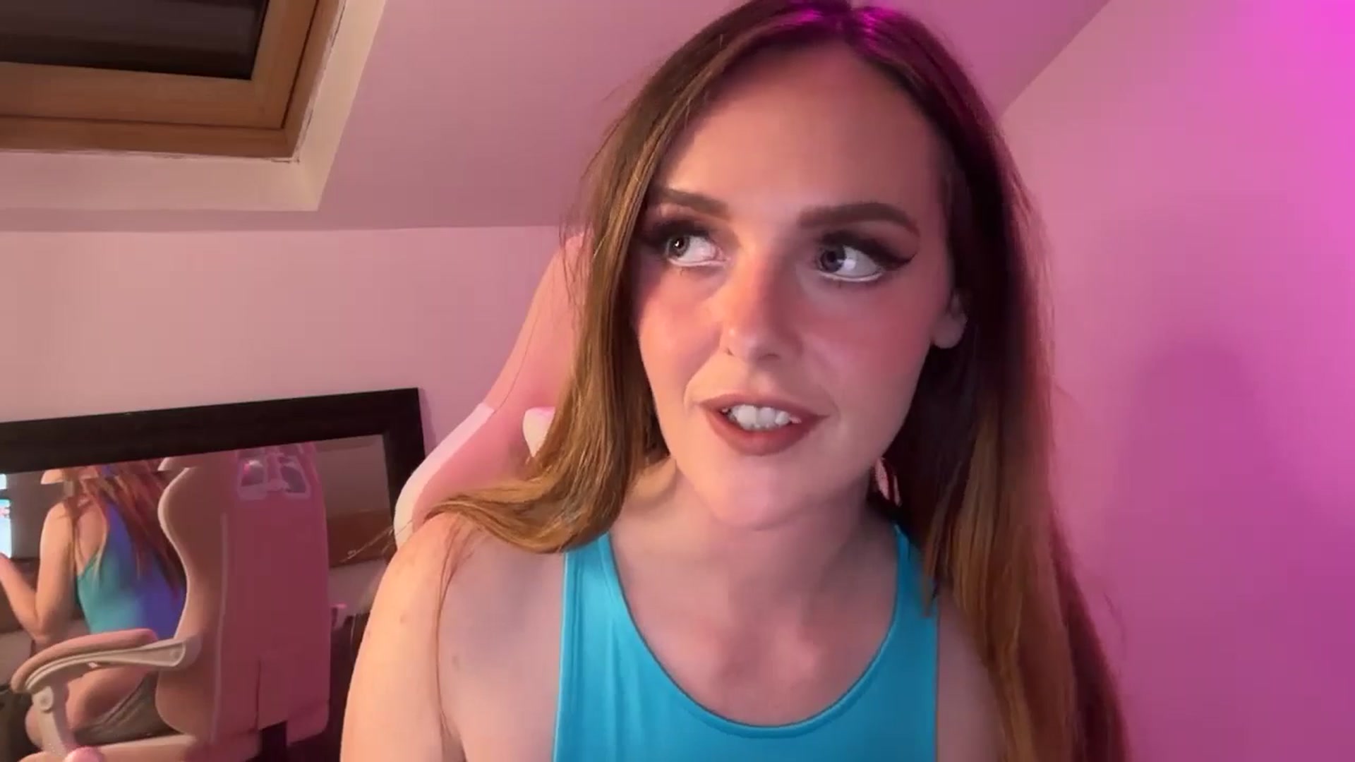 Gallery image thumbnail from PrettyPetite1's myfreecams stream on, 09/12/2025, 21:44 image 12 of 20