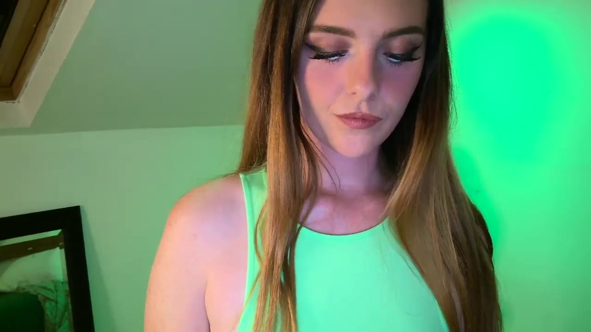 Gallery image thumbnail from PrettyPetite1's myfreecams stream on, 09/14/2025, 21:15 image 8 of 20