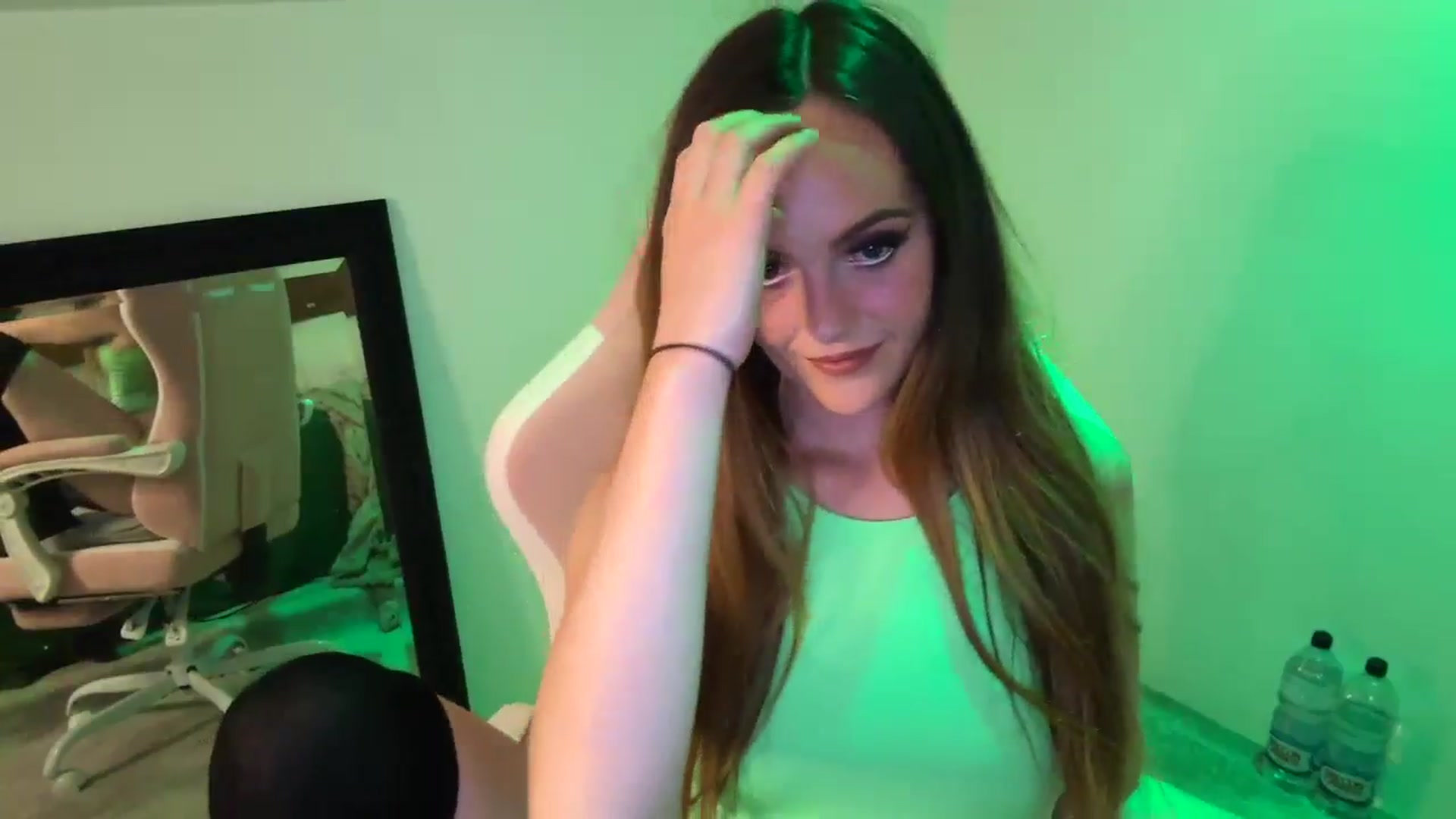 Gallery image thumbnail from PrettyPetite1's myfreecams stream on, 09/14/2025, 21:15 image 14 of 20