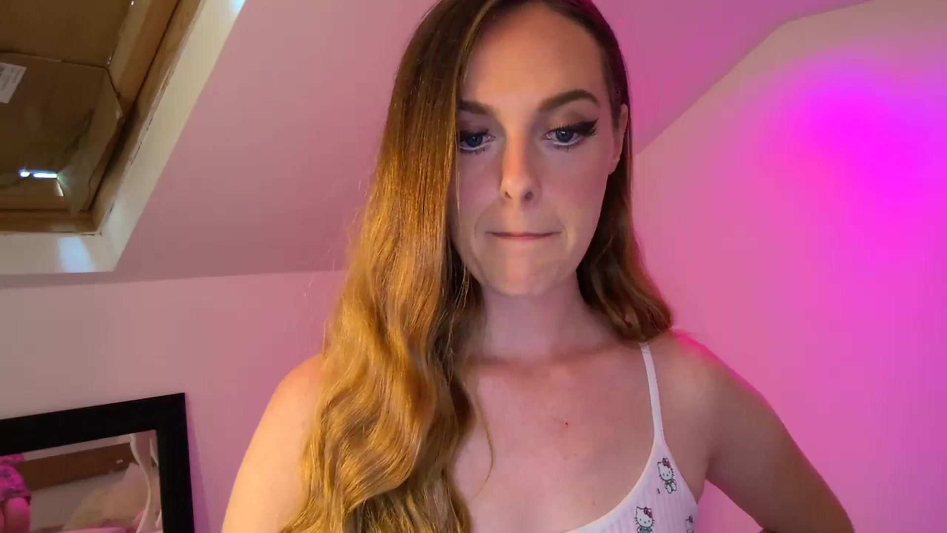 Gallery image thumbnail from PrettyPetite1's myfreecams stream on, 09/17/2025, 12:04 image 9 of 20