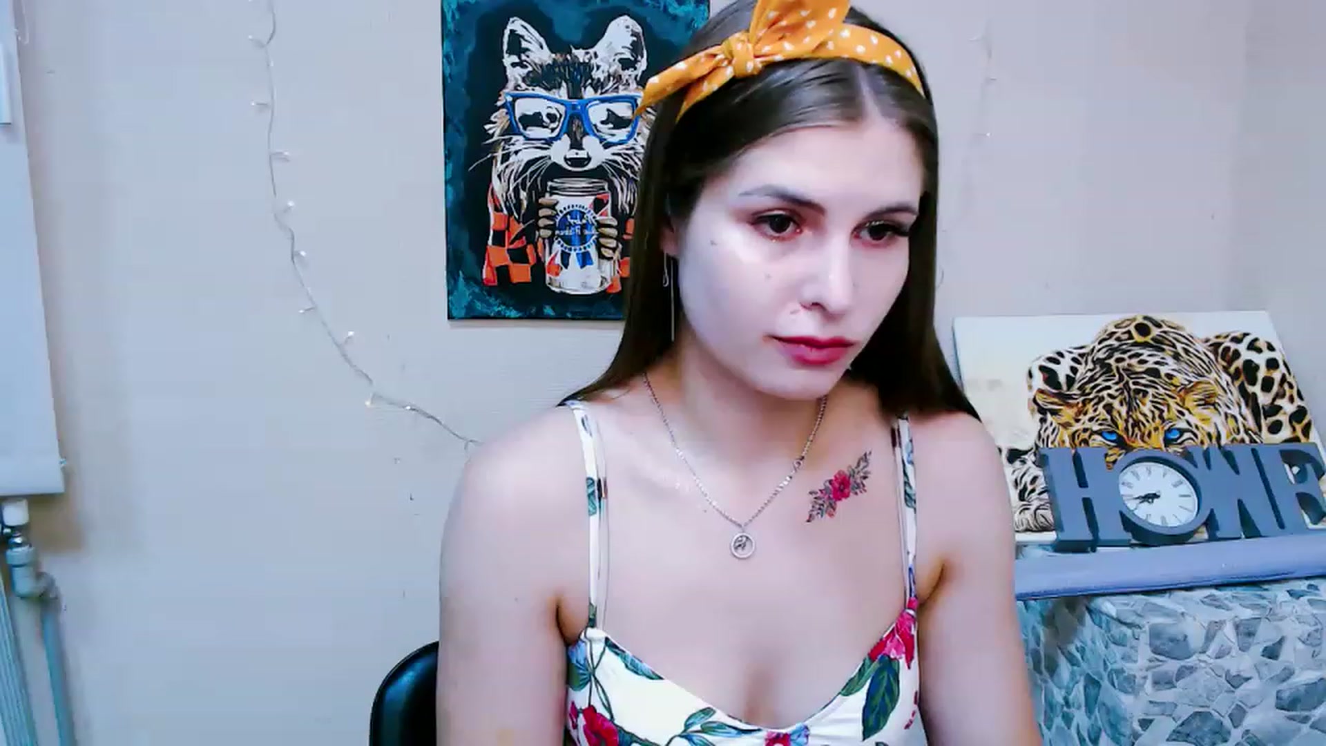 Gallery image thumbnail from PrettyTeilor_'s myfreecams stream on, 06/24/2023, 10:15 image 13 of 20