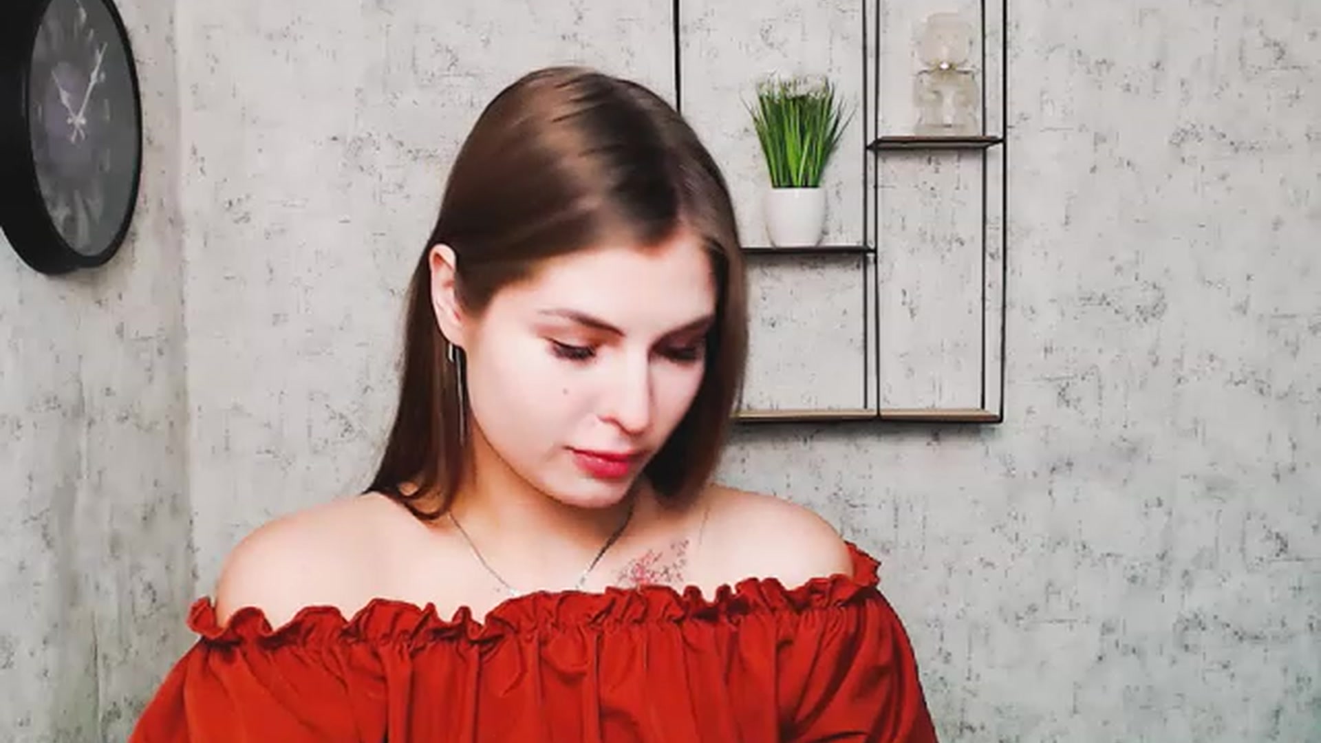 Gallery image thumbnail from PrettyTeilor_'s myfreecams stream on, 06/27/2023, 09:22 image 6 of 20