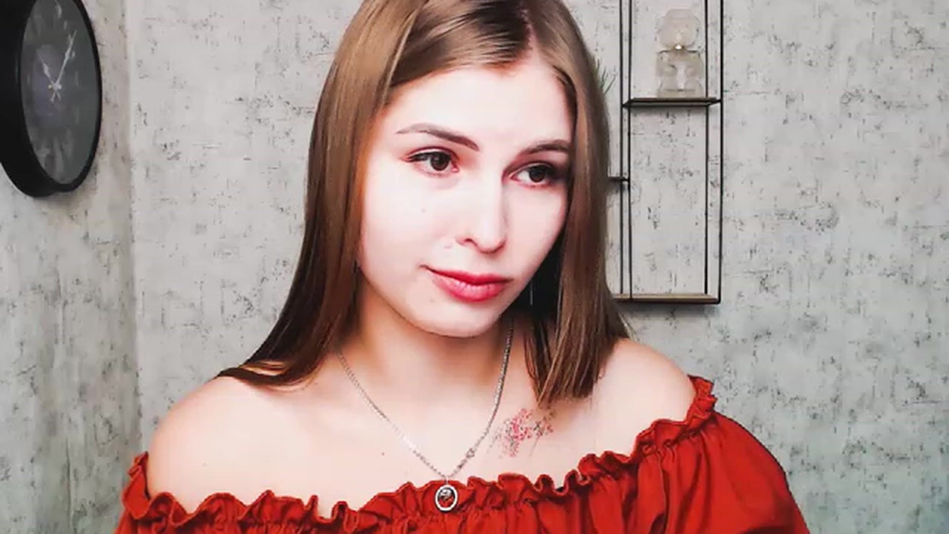Gallery image thumbnail from PrettyTeilor_'s myfreecams stream on, 06/27/2023, 09:22 image 13 of 20