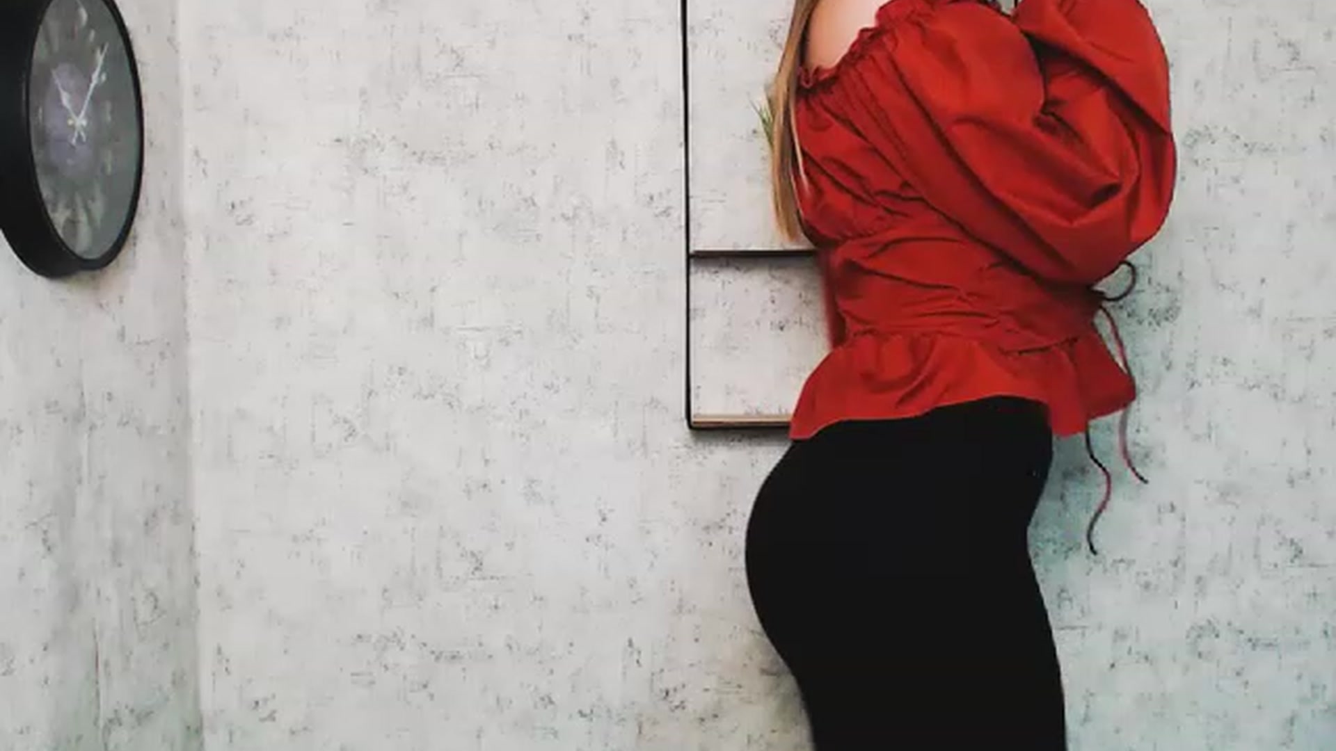 Gallery image thumbnail from PrettyTeilor_'s myfreecams stream on, 06/27/2023, 09:22 image 10 of 20